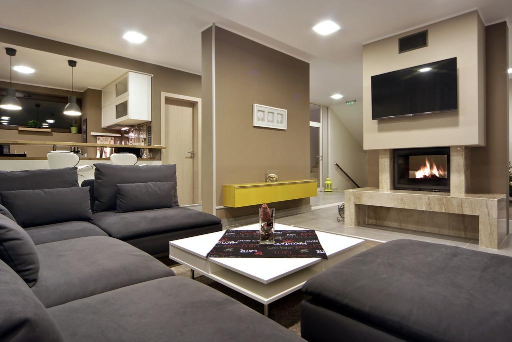 Anita Guest House & Relax Perushtitsa ห้อง รูปภาพ