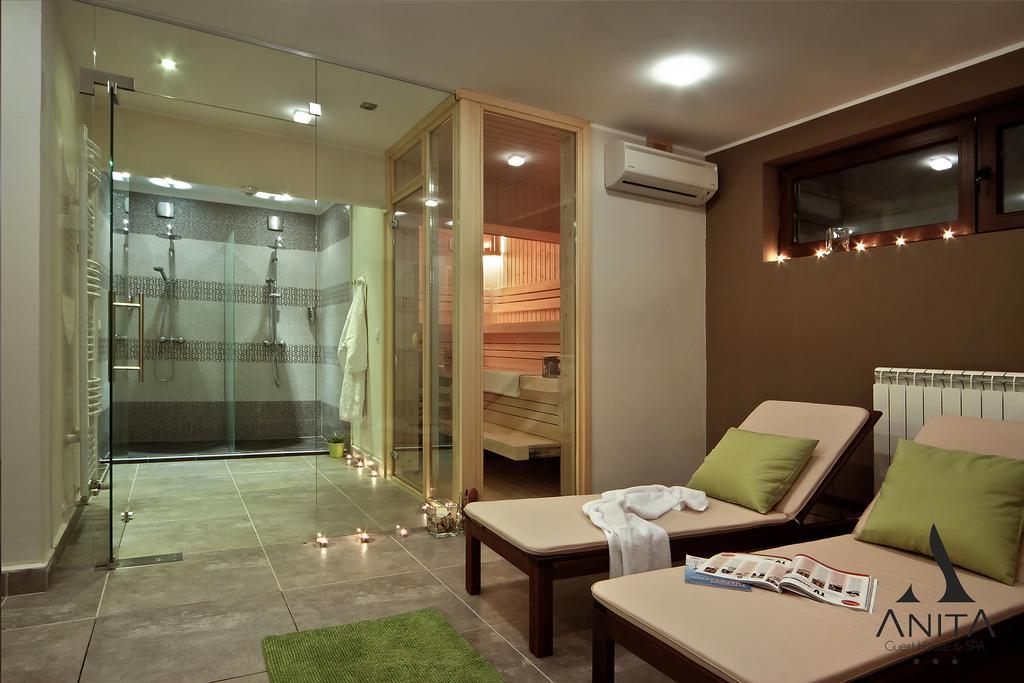 Anita Guest House & Relax Perushtitsa ภายนอก รูปภาพ
